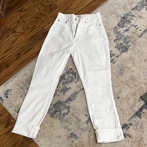 Abercrombie White High-Waisted Jeans Size 6
